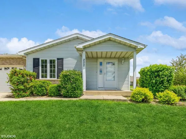 202 Willow St, Lowell, IN 46356