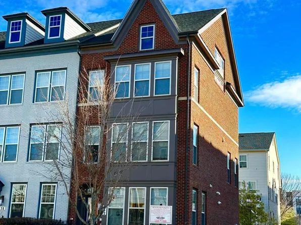 242 Strummer Ln, Gaithersburg, MD 20878