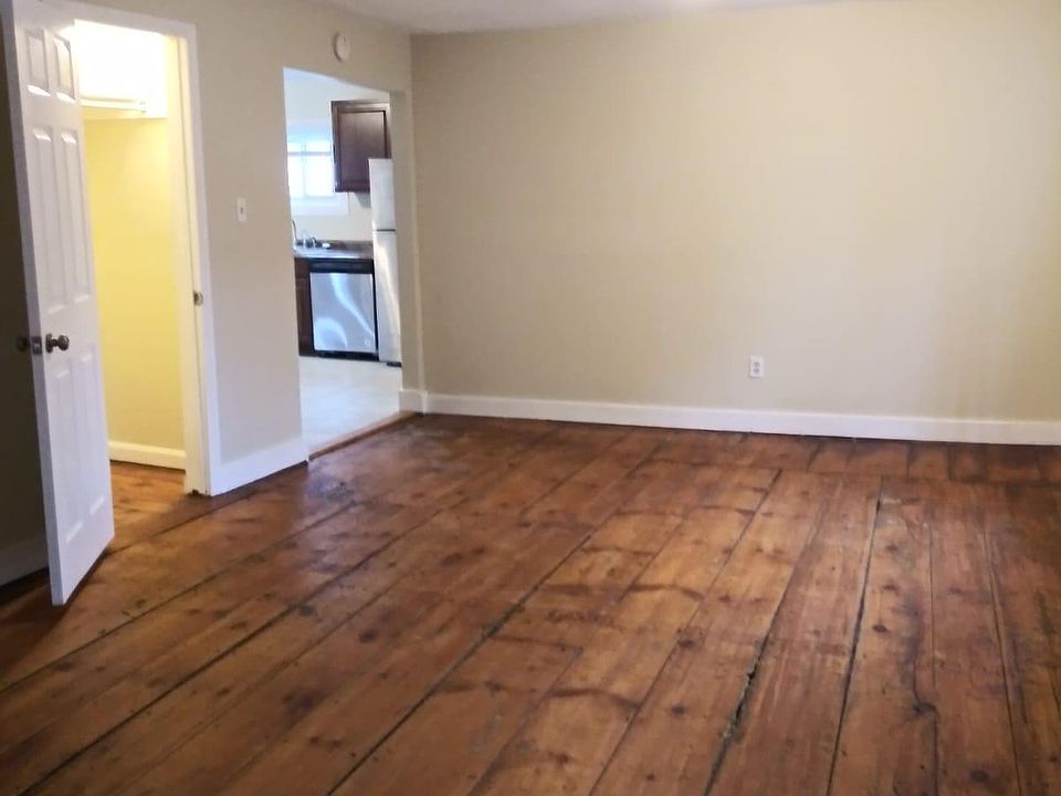 10 Mill St North Smithfield, RI, 02896 Apartments for Rent Zillow