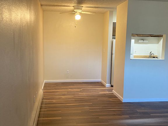 3rd image of 70 Douglas Ln APT 303
