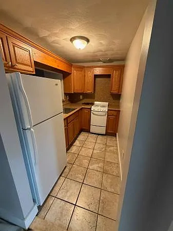 3 Greenwood St #1 — Photo 5