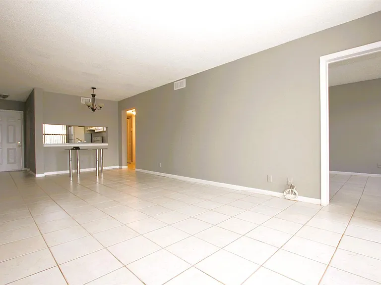 217 Lake Pointe Dr #107 — Photo 16