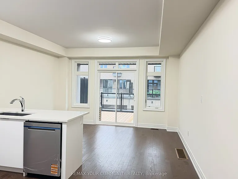 147 Berczy Green Dr — Photo 14