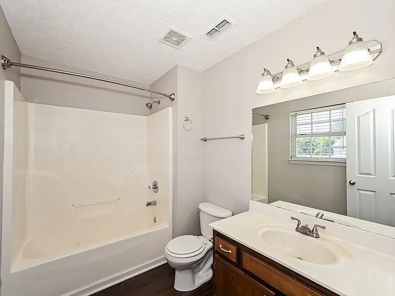2834 Wellington Pl — Photo 10