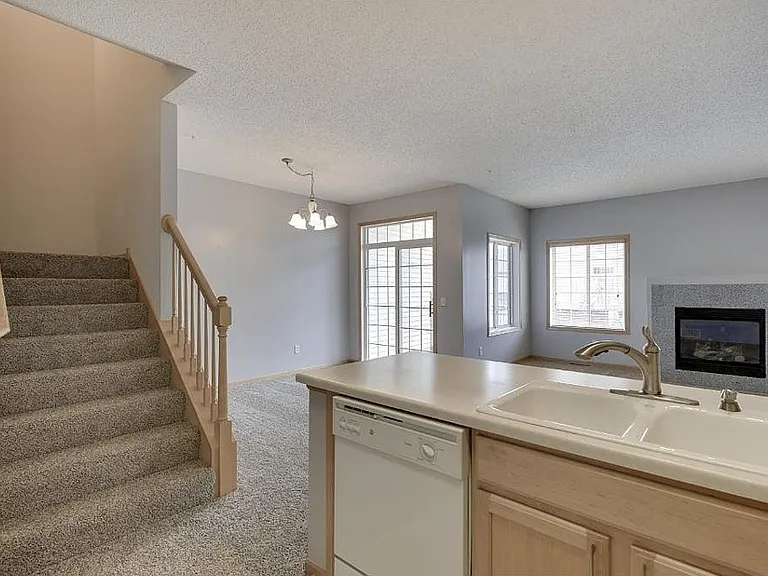 6569 Olive Ln N — Photo 7