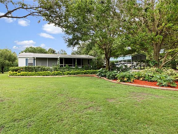 2nd image of 2120 Christy Ln