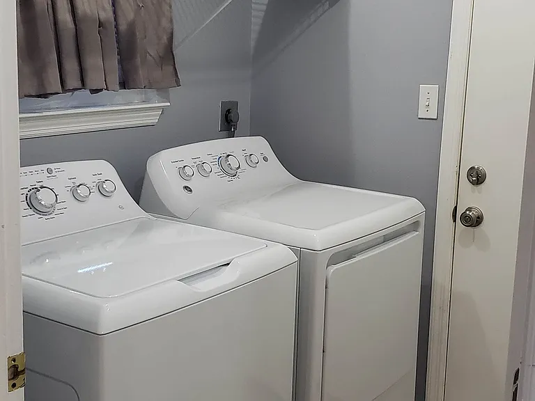 3835 McFarlane Dr — Photo 5