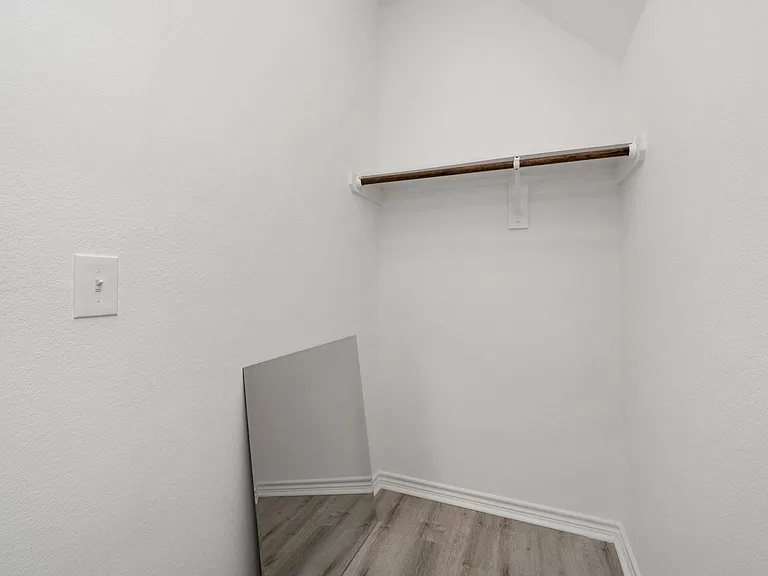 6927 David St — Photo 21