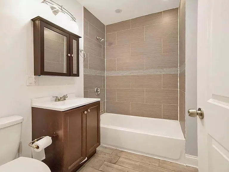 3530 W Armitage Ave #2M — Photo 2