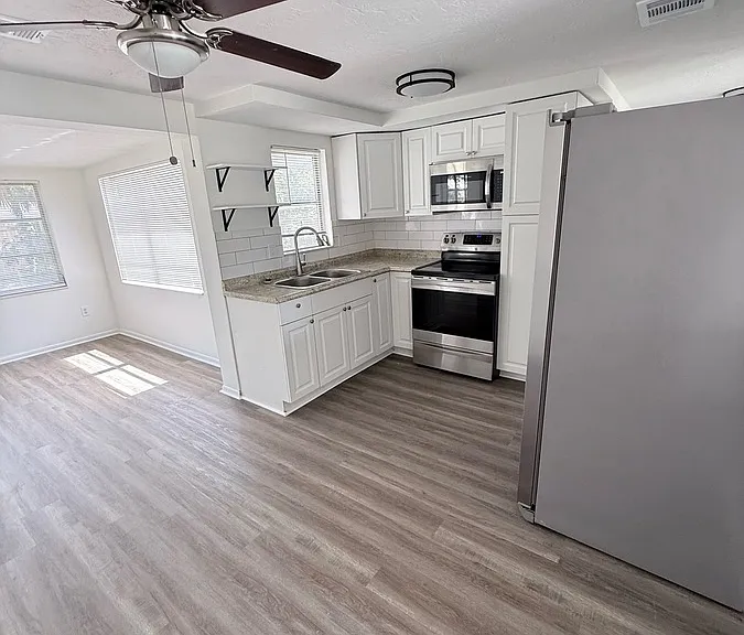 5020 Vickers Dr — Photo 14