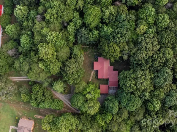 140 Silverlining Rd, Mooresville, NC 28117
