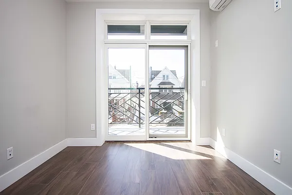 Rented by Nooklyn NYC LLC | media 28