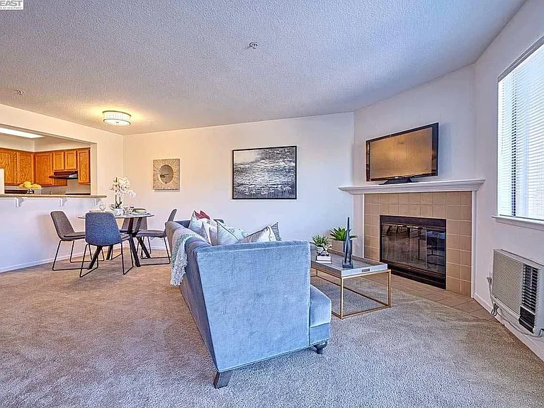 39206 Guardino Dr #208 — Photo 6