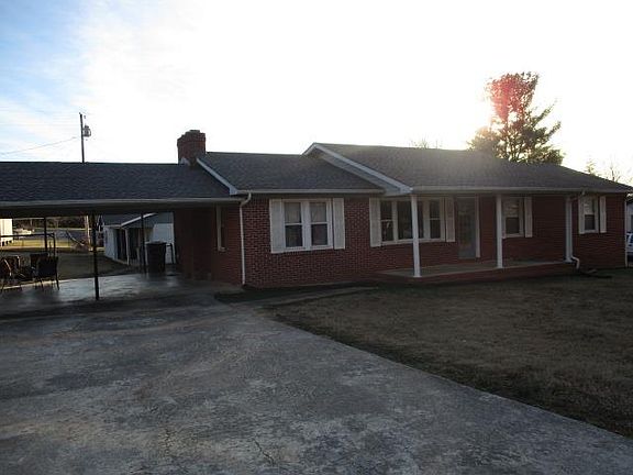 3rd image of 313 Lagoon Dr