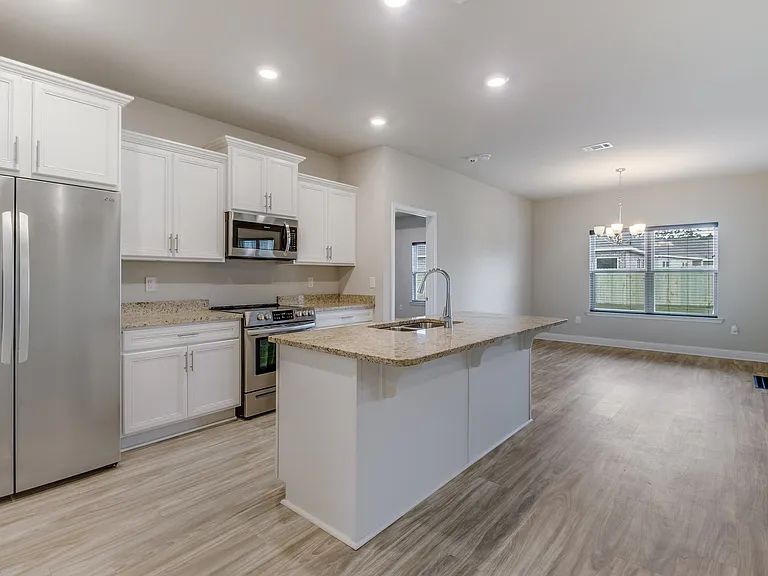 5468 Overland Dr — Photo 5