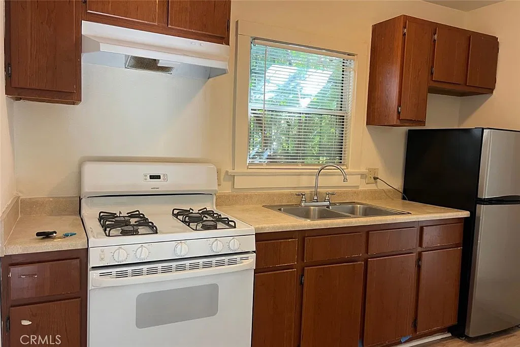 1 bed, 650 sqft, $1,700 — Photo 4