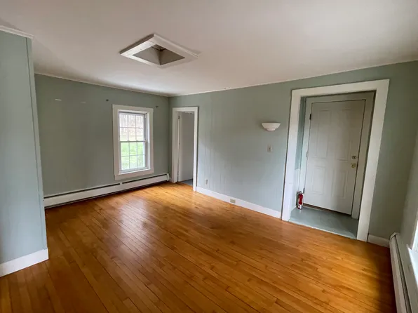 (undisclosed Address), Putney, VT 05346