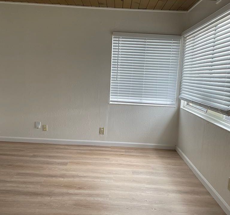 1st image of 3130 Alta Mira Dr