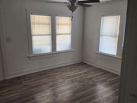 4th image of 2928 Crenshaw Ave