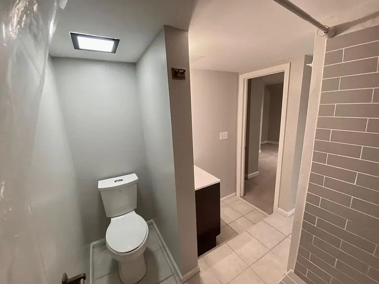 2503 Acorn Ave NE — Photo 8