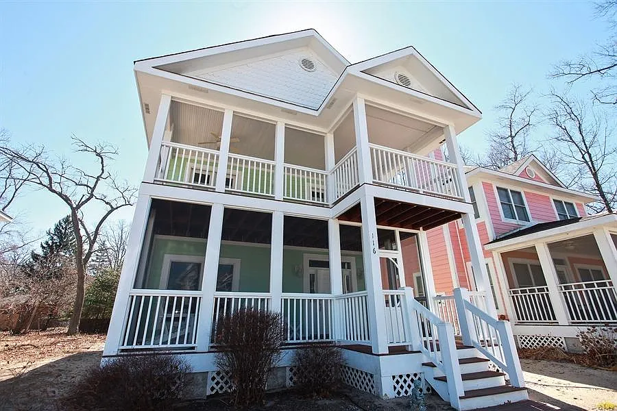 116 Thomas Blvd photo 1