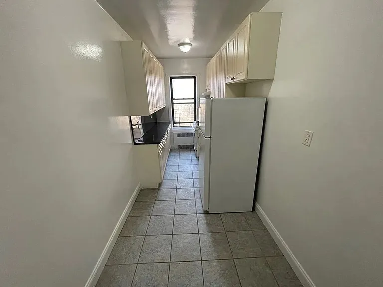 36-19 167th St #6K — Photo 1