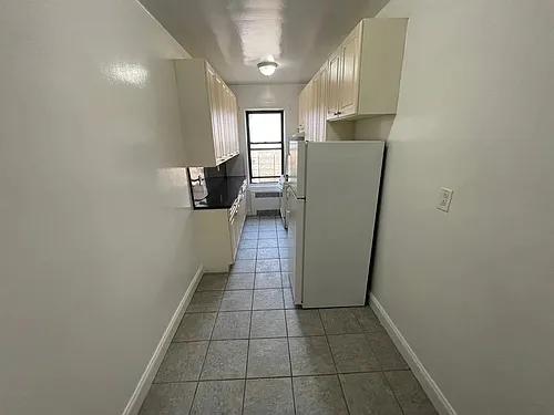 36-19 167th St #6K Photo 1