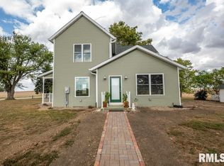 22014 N State Route 40, Edelstein, IL 61526