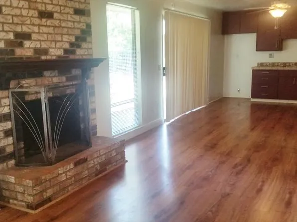 28 W Clover St, Woodland, CA 95695