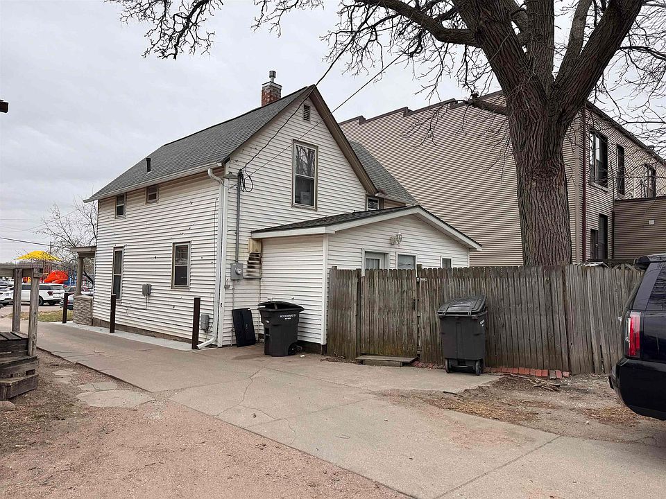 2nd image of 835 N Hastings Ave