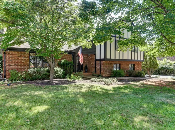 164 Poplar Forest Dr, Forest, VA 24551