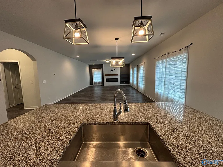 212 Oracle Cir — Photo 11