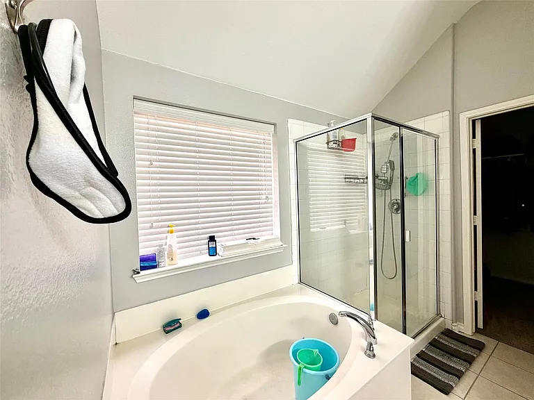 10312 Flat Creek Trl — Photo 19
