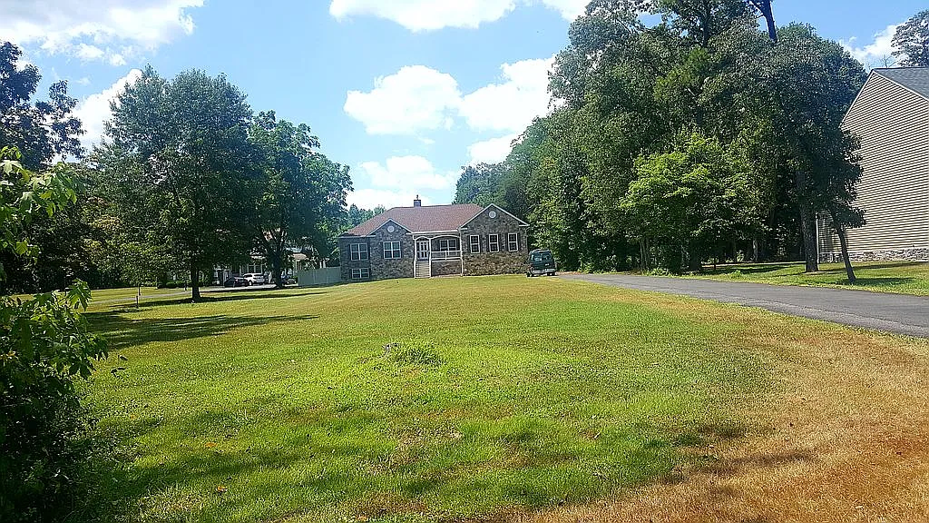 8232 Old Mill Rd photo 1