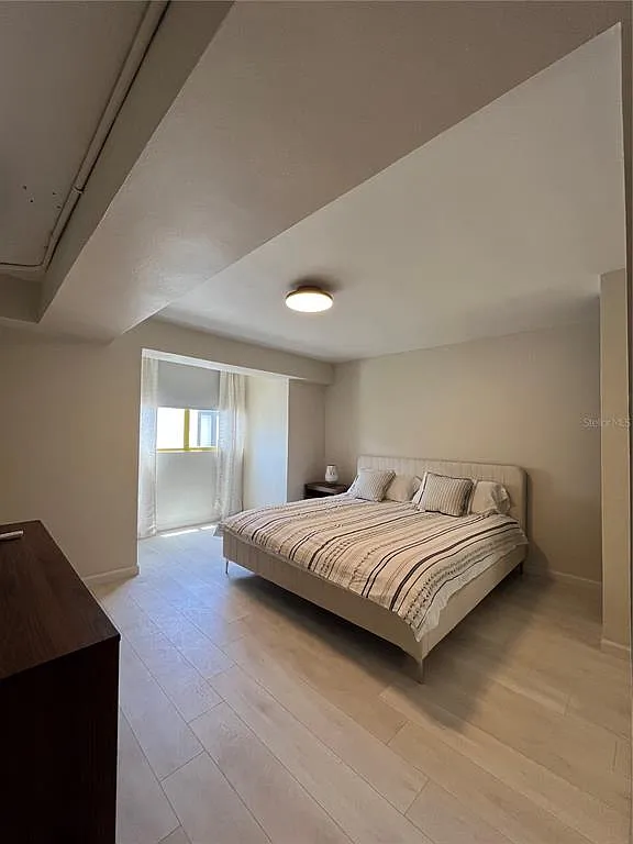 2 bed, 2.0 bath, 1250 sqft, $2,500 — Photo 2