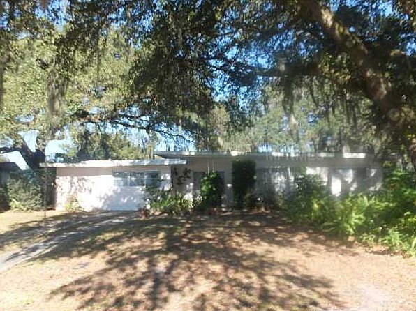 1st image of 104 E Coleman Cir