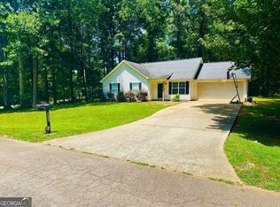 6533 River Hill Dr, Flowery Branch, GA 30542