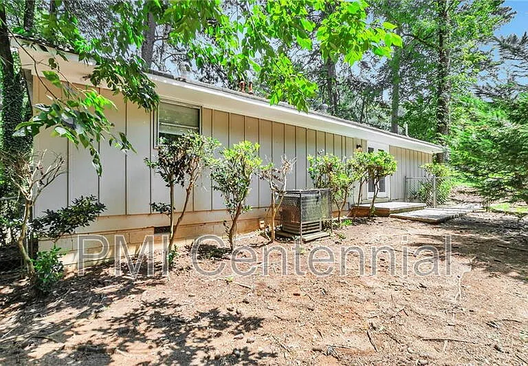 484 Evergreen Dr — Photo 24