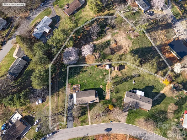 14 Mountain Ter, Asheville, NC 28806