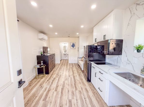 2521 Columbia St #101