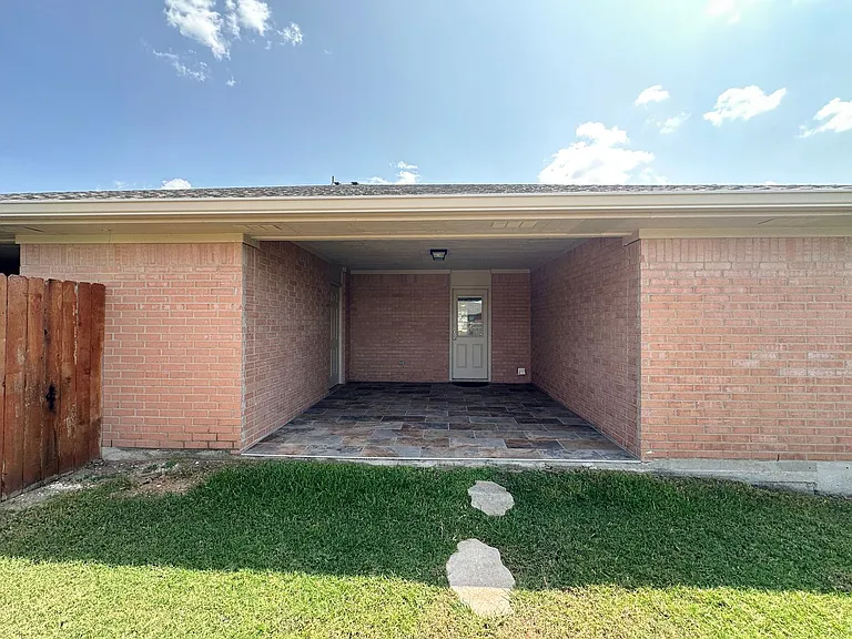 2703 Edgefield St — Photo 41