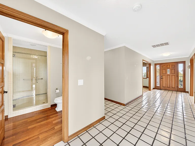 18750 Castle Hill Dr — Photo 11