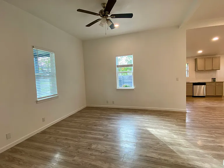 Open livingroom.