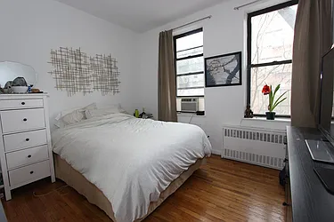 Rented by Dynamik Realty