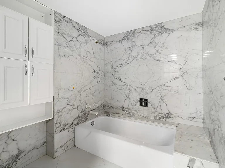 3850 Galt Ocean Dr #405 — Photo 14