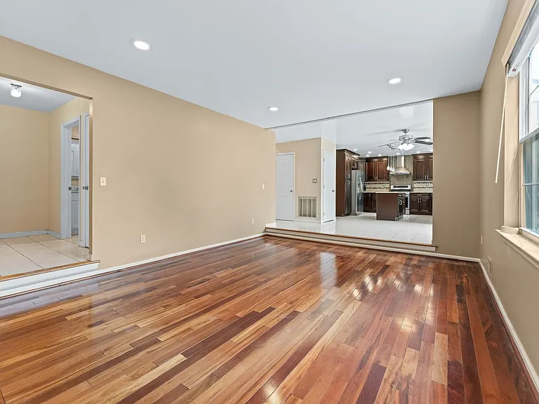 1 Gaelic Ct — Photo 4
