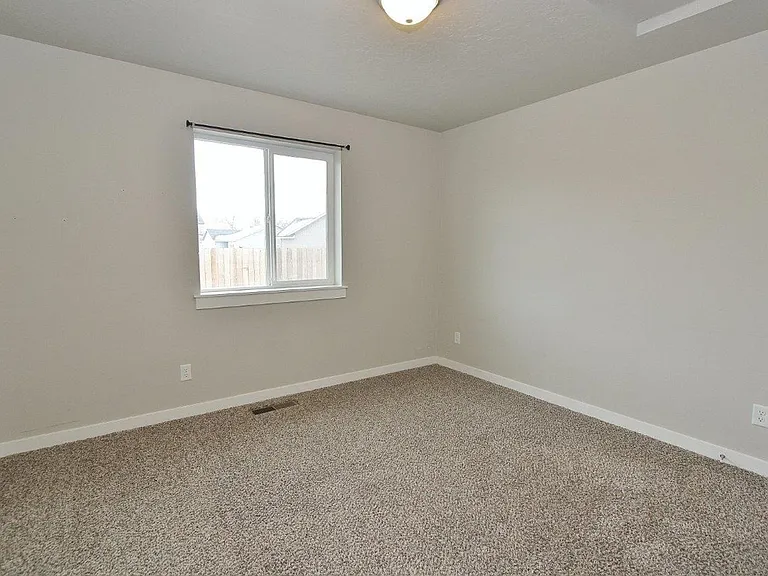 302 Rio Grande Ct — Photo 19
