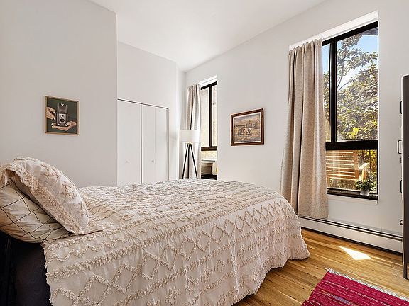 5th image of 759 President St APT 2H