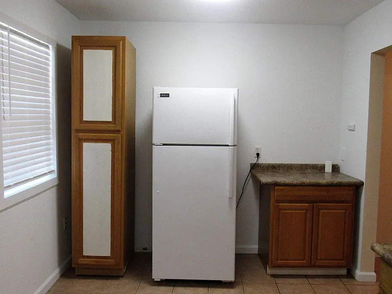 134 Saint John Ave — Photo 11