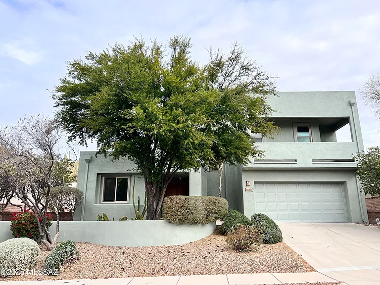 7449 E Ridge Point Rd — Photo 1